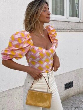Zara Poplin Embroidered Eyelit Pink Yellow Puff Sleeve Bodysuit Blogger - Size M